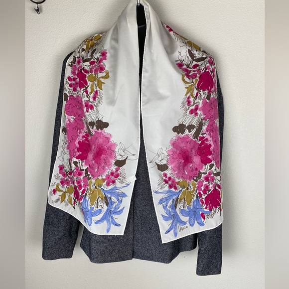 Vera 10”/51” Floral Scarf 🩷🤎💙 - Picture 4 of 7